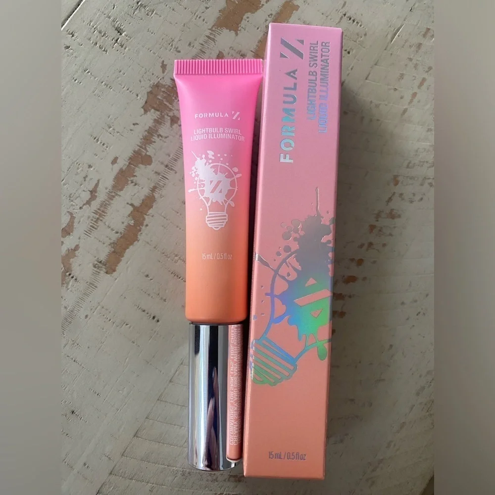 NEW IN BOX Formula Z Lightbulb Swirl Liquid Illuminator